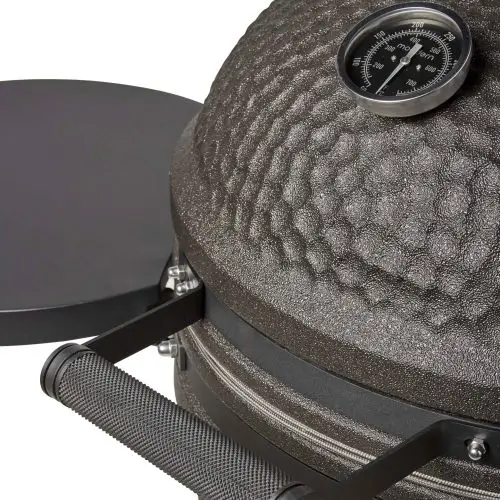 Detail black kamado handle open sidetable scaled 1